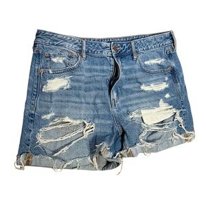 American Eagle Tomgirl‎ Denim Shorts Women’s 14 Medium Wash Distressed
